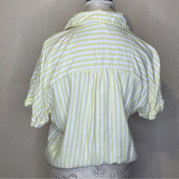 BeachLunchLounge Tie Front Short Sleeve Striped Button-Up Shirt Yellow White Med - Picture 6 of 12